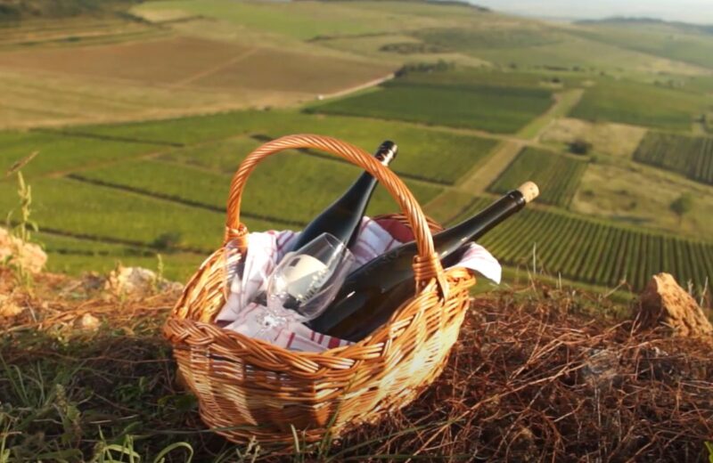 Tokaj je prvi zvanični vinski region sa dugom fermentacijom aszú vina i niskim sadržajem alkohola.